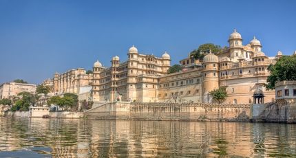 rajasthan tour in 04 days covering attractions such as city palace udaipur- rajasthan's largest complex, lake pichola, and more by namaste holiday
